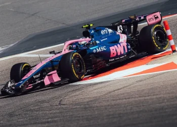 Colapinto finalizó 7° en las pruebas matutinas del segundo día en Baréin