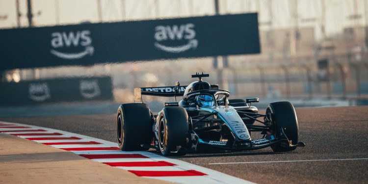 Franco Colapinto completó 60 vueltas con el Alpine en los tests de Bahréin de la F1 2026