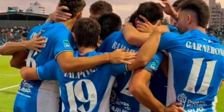 Estudiantes RC sumó su primer triunfo en el torneo