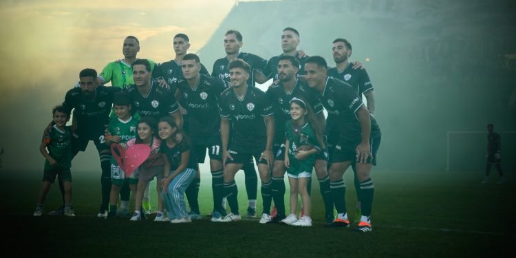 Antes de visitar a Colón, Ferro rescató un empate ante San Miguel