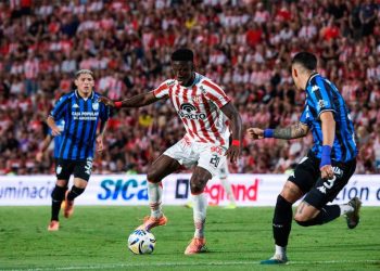 Instituto venció a Atlético Tucumán sobre el cierre del partido