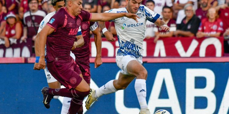 Con dos goles agónicos, Lanús y Talleres igualaron 1-1 por el Torneo Apertura