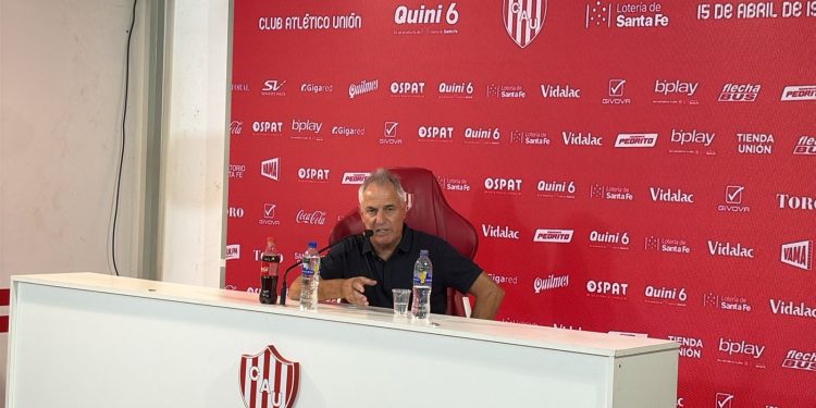 Madelón: «El triunfo se sostuvo en la solidez de la defensa»