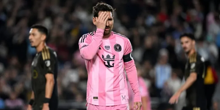 Dura derrota de Inter Miami y enojo de Messi con el árbitro