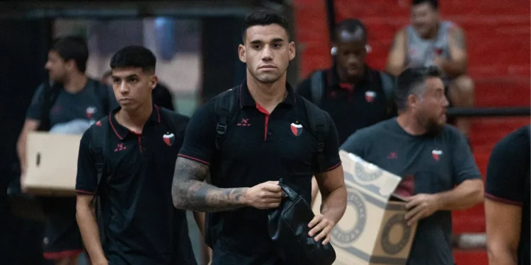 Colón aseguró que Neris rescindió su contrato de manera «unilateral e ilegítima»