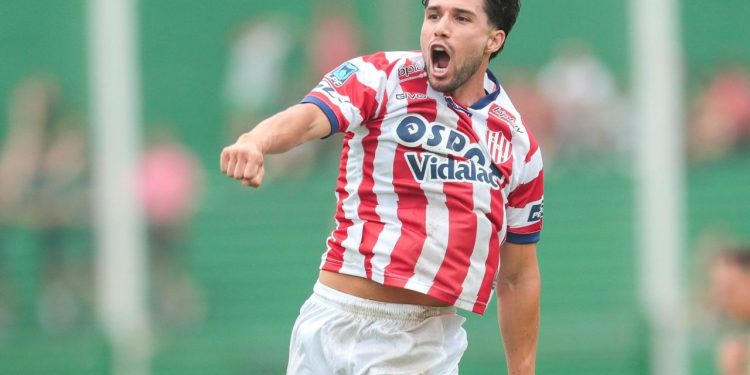 ST: Unión vence 3-1 a Sarmiento con goles de Palacios, Cuello y Tarragona