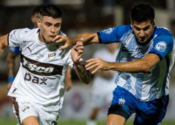 Platense se impuso ante Argentino de Monte Maíz y avanzó de fase