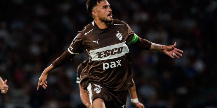 Triunfazo de Platense  ante Talleres en el Kempes