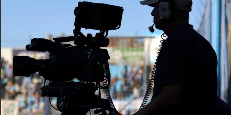 Se confirmó quién televisará la Primera Nacional 2026