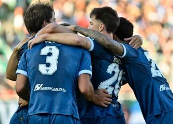 Racing venció a Banfield en el Sur y sumó su segundo triunfo al hilo