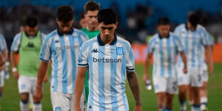 Un necesitado Racing busca reaccionar ante Argentinos en el Cilindro