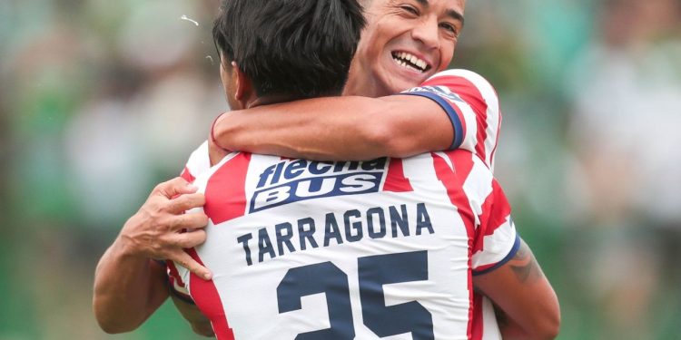 ST: Unión vence 3-1 a Sarmiento con goles de Palacios, Cuello y Tarragona