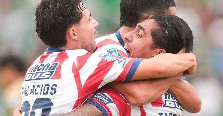 Unión se trajo un triunfazo de Junín: 3-1 ante Sarmiento