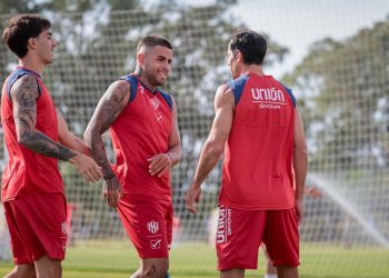 Además de Fascendini, Unión tiene otros jugadores averiados
