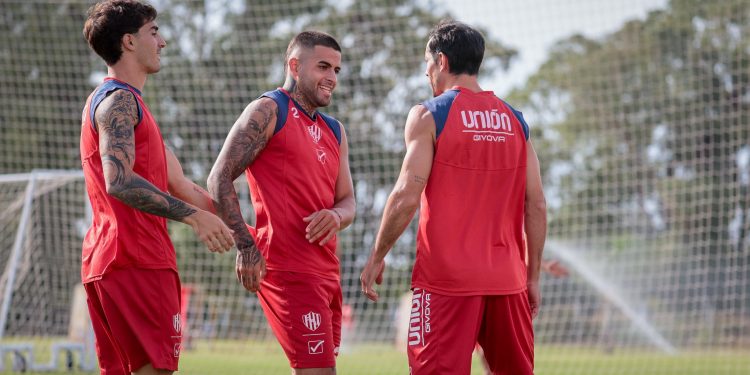 Además de Fascendini, Unión tiene otros jugadores averiados