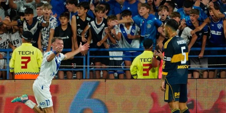 Boca cayó ante Vélez en el Amalfitani