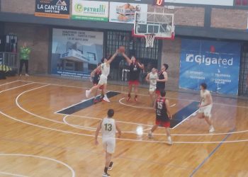 A2: Regatas (SF) ganó en Santo Tomé y estiró su invicto