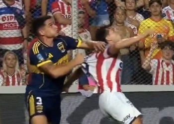 La explicación por qué no cobraron falta a Palacios