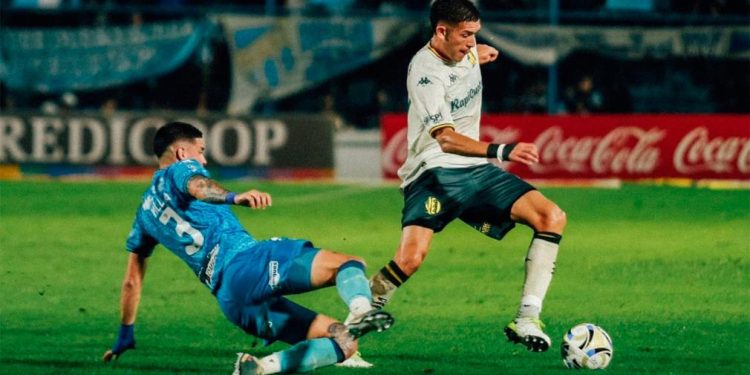 En el debut de Falcioni, Atlético y Aldosivi empataron en Tucumán
