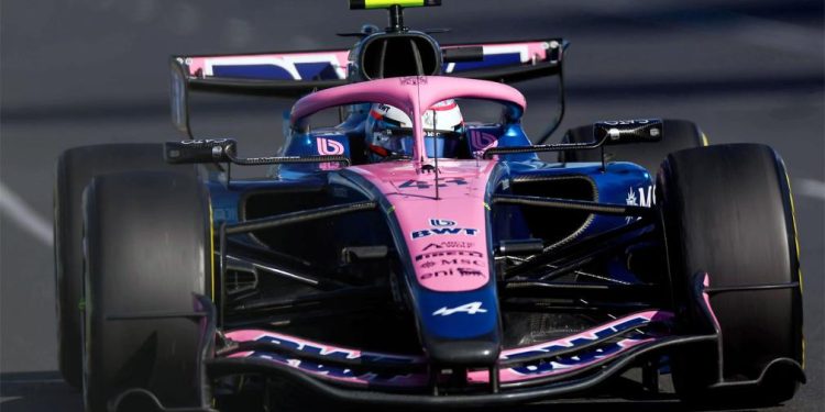 Colapinto tuvo una buena clasificación y larga 12° en el GP de China