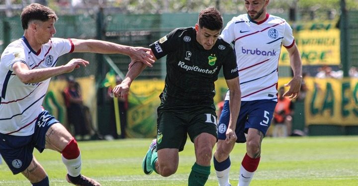 Antes de Unión, Defensa y Justicia visita a San Lorenzo