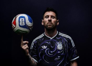 Ya está la camiseta alternativa de la Selección para el Mundial