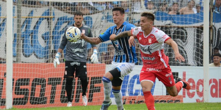 Morón, líder de la zona de Colón, perdió el interzonal ante Almagro