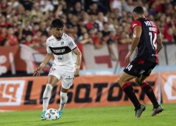 Un Newell’s con urgencias espera por Platense