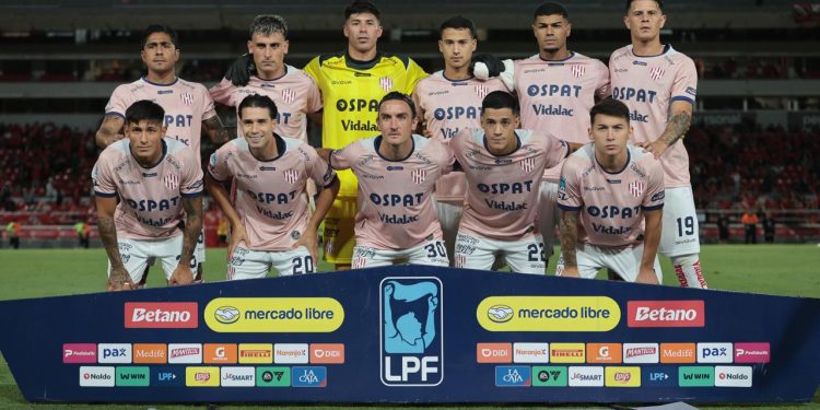 En un partidazo, Unión empató 4-4 a Independiente en Avellaneda