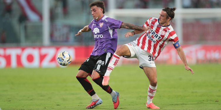 Unión pisó fuerte en Córdoba: venció a Instituo y logró la tercera victoria al hilo