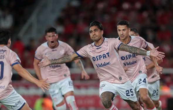 En un partidazo, Unión empató 4-4 a Independiente en Avellaneda