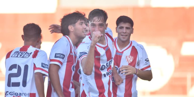 Llegó el primer triunfo de la reserva de Unión en el Torneo Proyección