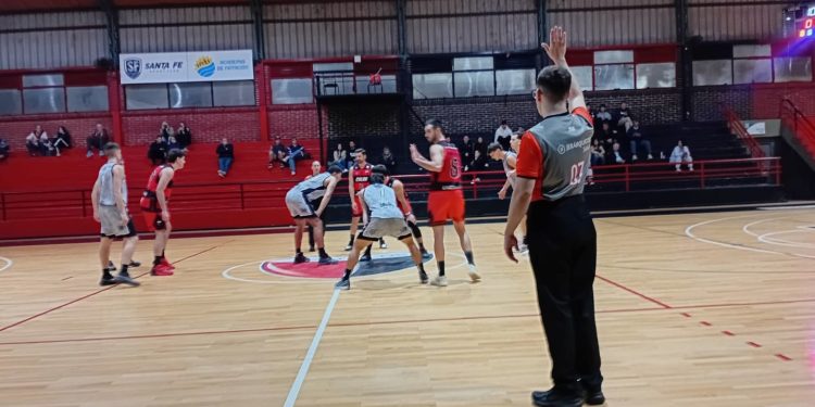 A1: República venció a Unión y Colón (SF) batió a CUST A