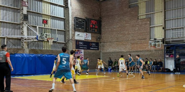 A2: triunfos de El Quillá y Regatas Coronda por la Fecha 7