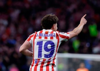 Con gol de Álvarez, Atlético Madrid igualó en la ida de las semis ante el Arsenal