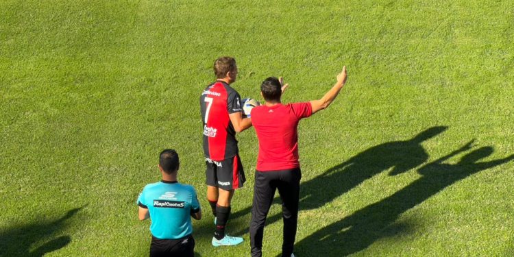 Se conoció la sanción que recibió Muñoz por su expulsión ante Morón
