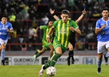 Aldosivi y Estudiantes (RC) juegan una final por la permanencia
