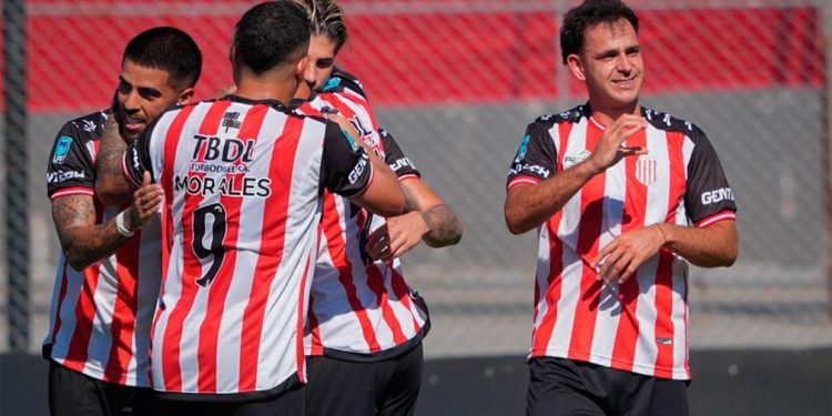 Barracas Central se mide ante Estudiantes en Río Cuarto