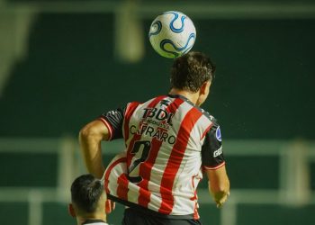 Barracas Central empató sin tantos ante Vasco Da Gama en su debut internacional