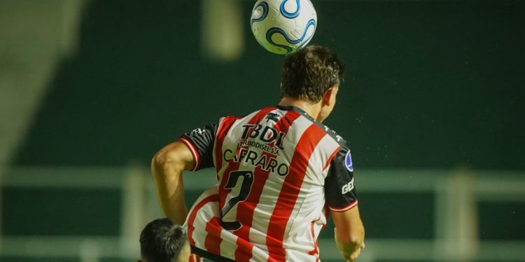 Barracas Central empató sin tantos ante Vasco Da Gama en su debut internacional