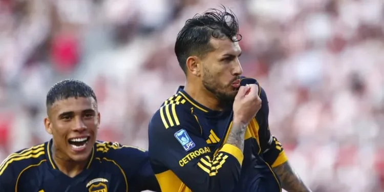 Con gol de Paredes de penal, Boca le ganó a River en el Monumental