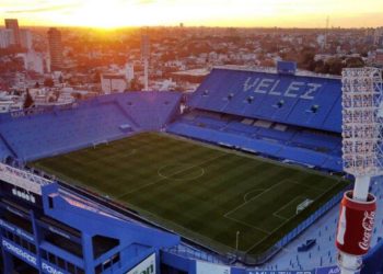 Vélez-Unión: Cuál es el impedimento para adelantar el partido