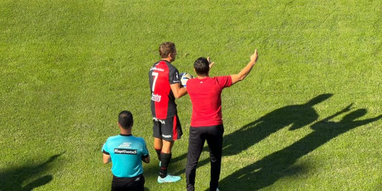 ST: Colón juega con uno menos y pierde 2-0 en su visita a Morón