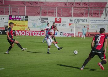 ST: Colón juega con uno menos y pierde 2-0 en su visita a Morón