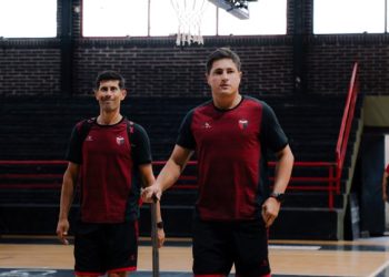 ¿A quién probó Medrán en el lateral izquierdo en el entrenamiento de este viernes?