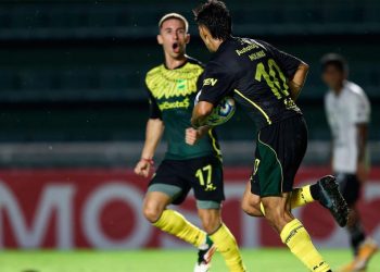 Defensa extendió su invicto ante Chaco For Ever por Copa Argentina