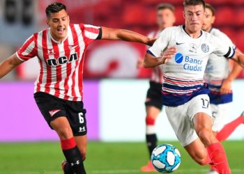 San Lorenzo enfrenta a Estudiantes, en un partido que podría marcar su destino