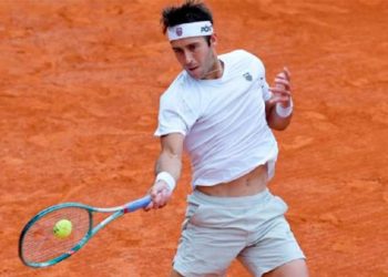 Etcheverry dio vuelta un partidazo y ahora va contra Alcaraz en Montecarlo