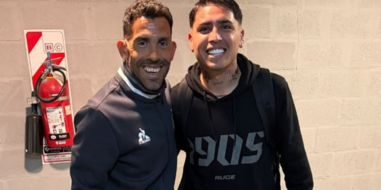 El gran gusto de Farías: «Ídolo, que sueño haberte conocido»