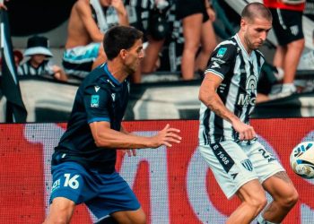 Partidazo en Mendoza: Gimnasia lo dio vuelta sobre el final y festejó ante Vélez